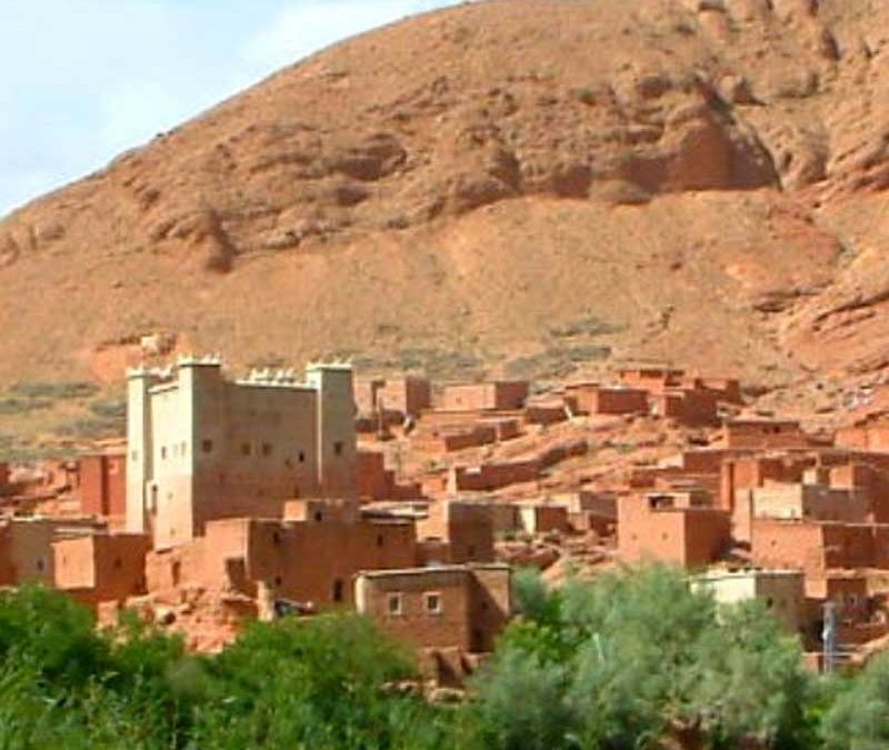 3 DÍAS OUARZAZATE DESIERTO TOUR A ERG CHEGAGA.